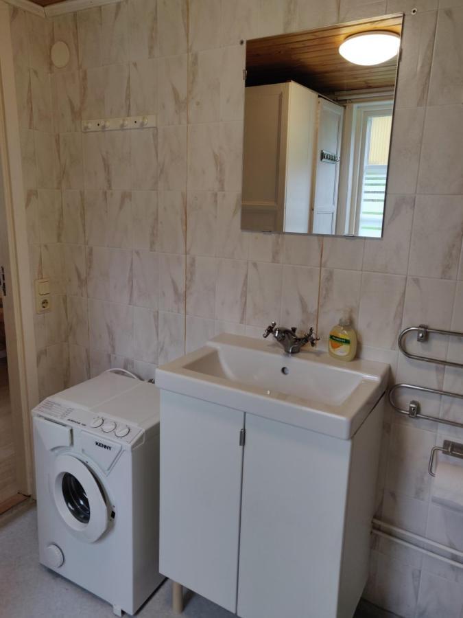 Hustugu Gard Villa Orsundsbro Bagian luar foto